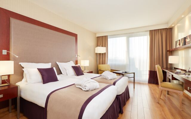 Clarion Paris CDG Airport Hotel