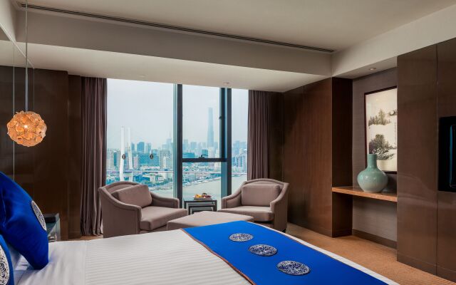 InterContinental Shanghai Expo by IHG