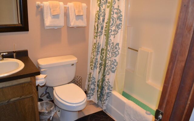 View House 5 Bedrooms 3 Bathrooms Home