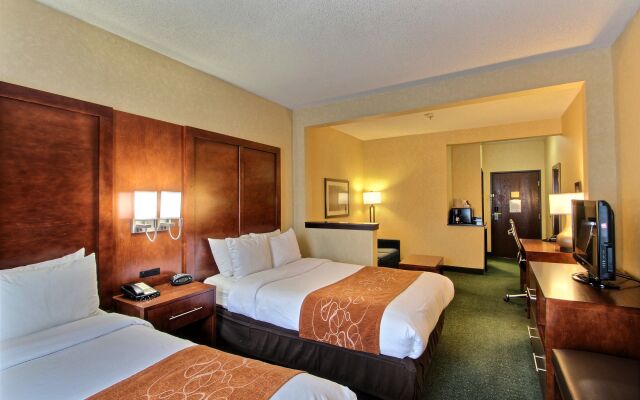 Comfort Suites Appleton Airport