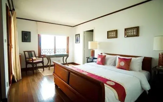 Saigon Domaine Luxury Residences