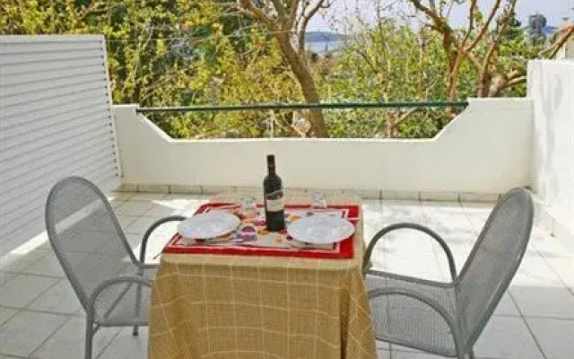 Gikas Apartments