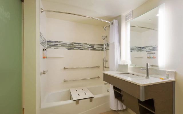 EVEN Hotel Norwalk by IHG
