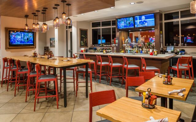 Holiday Inn Kansas City Airport by IHG