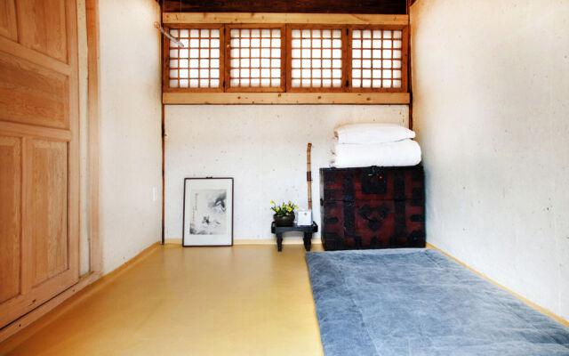 Gongsimga Hanok Guesthouse