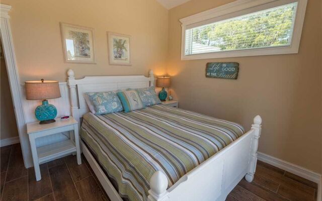 Marina Sunrise Apartment 3