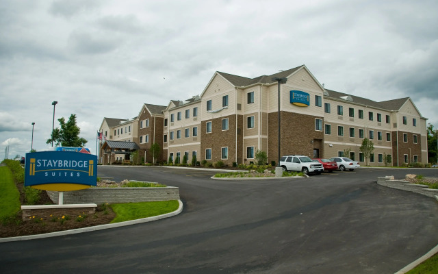 Hawthorn Suites by Wyndham Williamsville Buffalo Airport