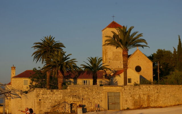 SVETI KRIŽ Hotel