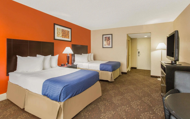 Baymont by Wyndham Fayetteville Fort Bragg Area