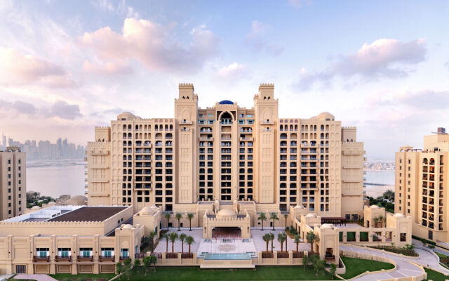 Zenith - Palm Jumeirah Fairmont