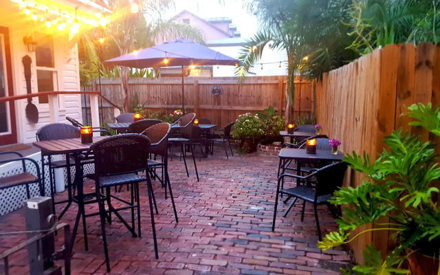 44 Spanish Street Inn - Adults Only