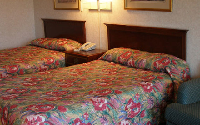 Passport Inn & Suites Corona Hotel