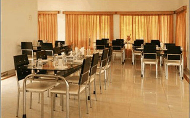 Narmada Retreat