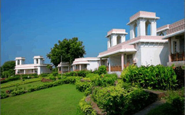 Narmada Retreat