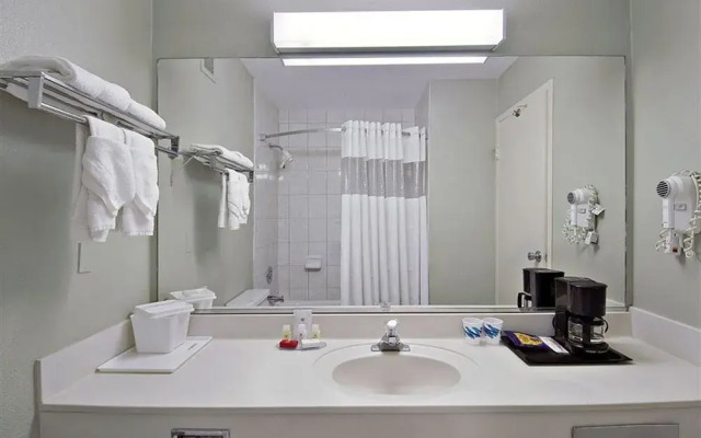 Hotel Suites of America
