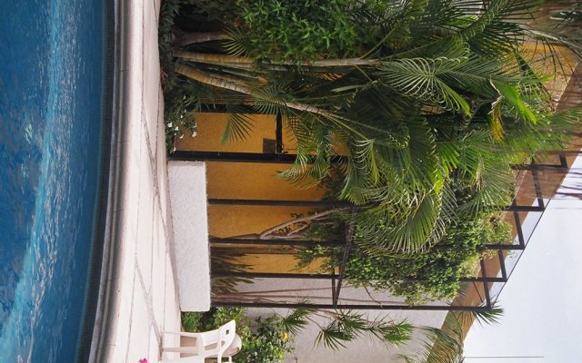 Villa La Paloma Suites