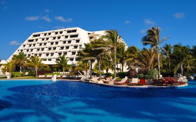 Grand Oasis Cancun All Inclusive