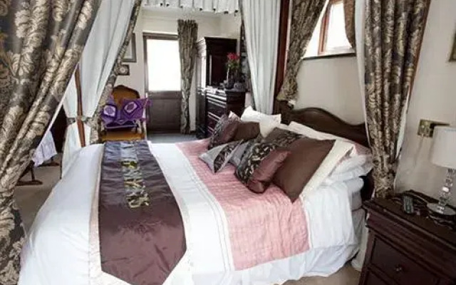 Garden Lodge