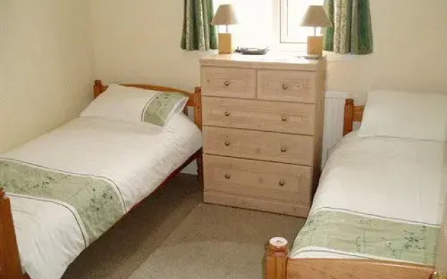 Holmwood Guest House