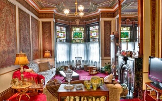 Elmira's Painted Lady Bed and Breakfast