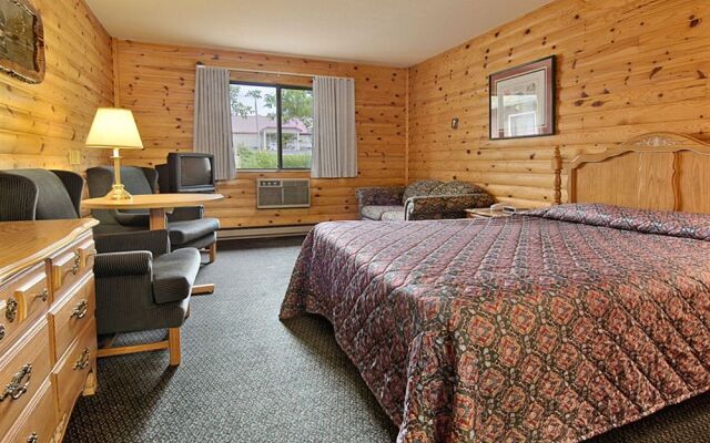 Northwest Inn and Suites- Minocqua