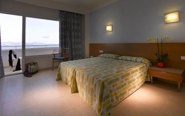 Ushuaïa Ibiza Beach Hotel - Adults Only