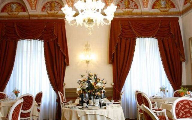 Hotel Cavaliere Palace