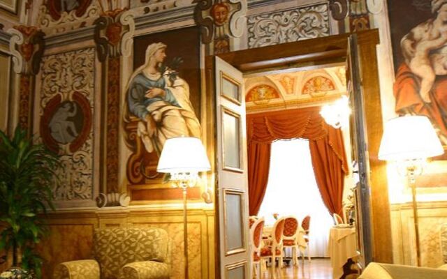 Hotel Cavaliere Palace