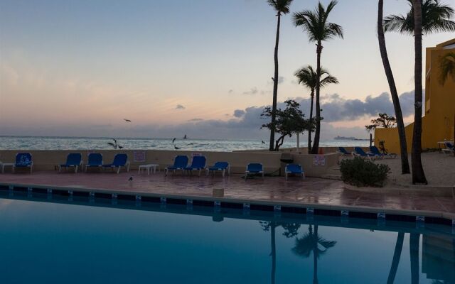 Blue Water Resort at Cable Beach