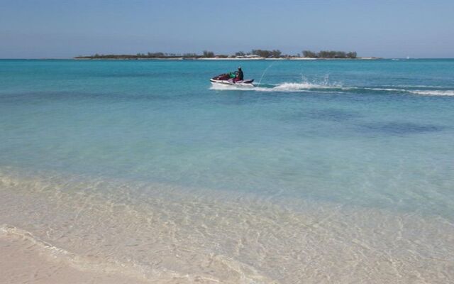 Blue Water Resort at Cable Beach