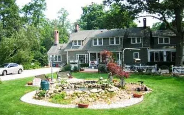 Miller Place Ark Bed & Breakfast
