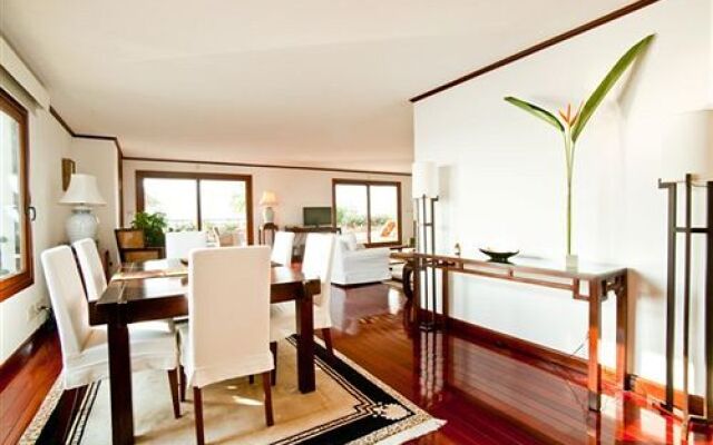 Saigon Domaine Luxury Residences