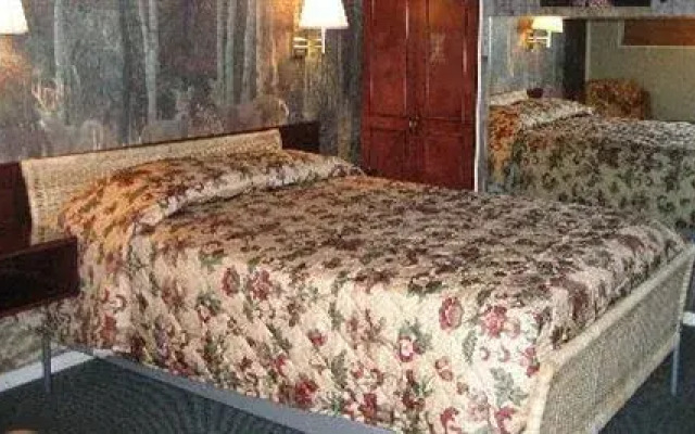 Edgewood Motel
