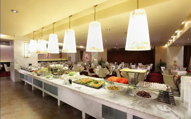 Beijing News Plaza Hotel