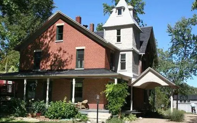 Tryon Farm Guest House
