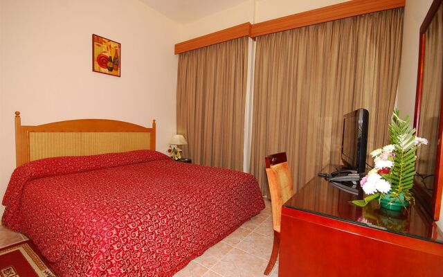 Ramee Guestline Hotel Apartments 1