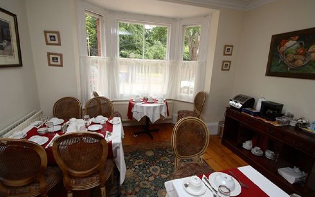 The Gatwick Grove Guest House