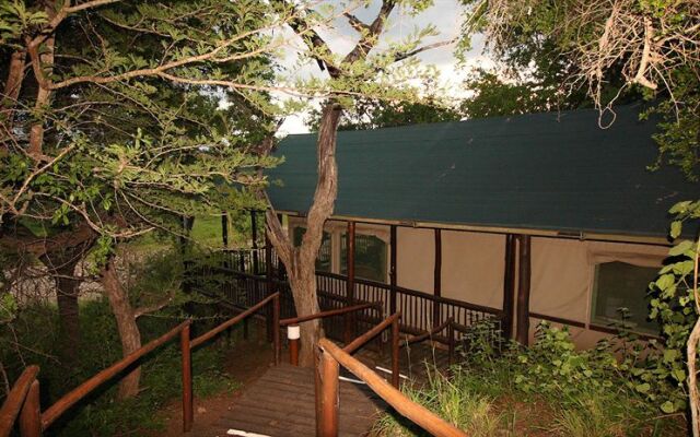 Mkuze Falls Game Lodge