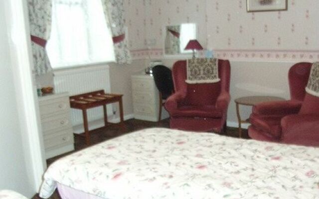 Chasedale Hotel