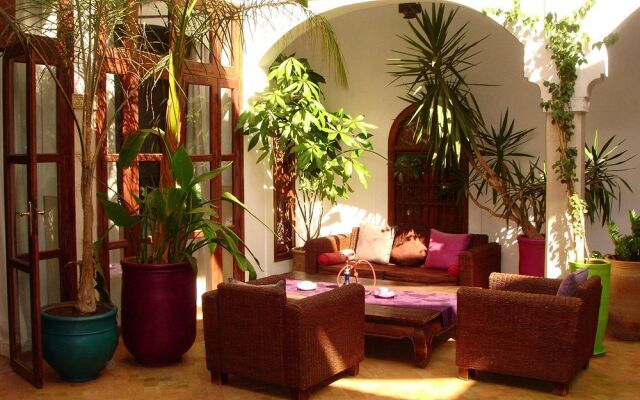 Riad Mandalay Guest house