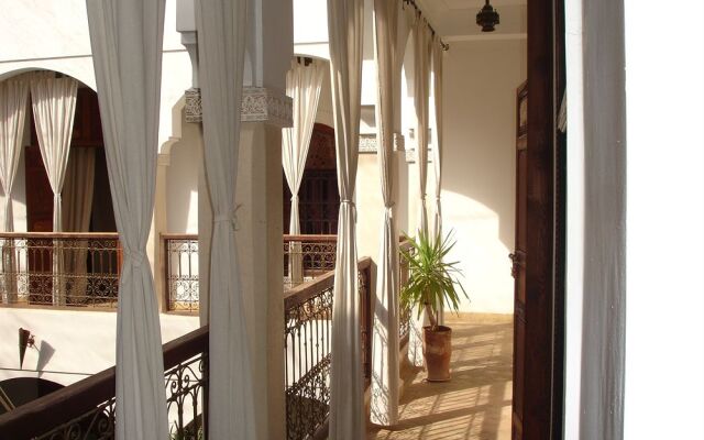 Riad Mandalay Guest house