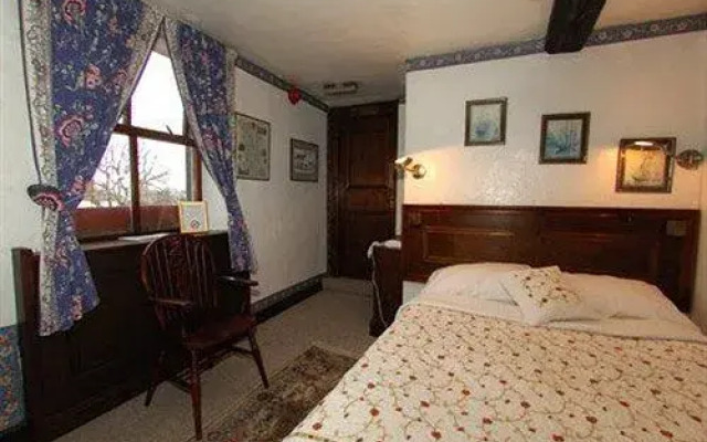 Anchor Hotel