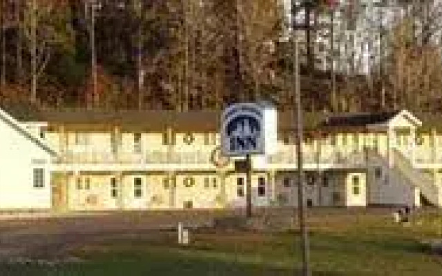 Quartz Mountain Inn Negaunee