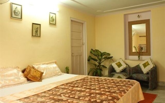 Prem Abhilasha Guest House Home Stay