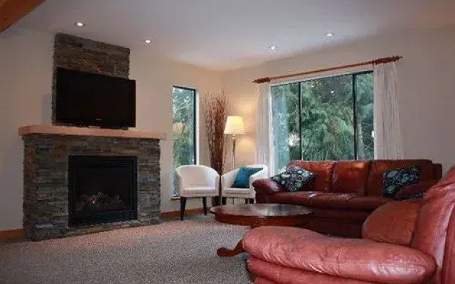 Brio House Whistler
