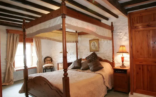 Betws Inn Bed and Breakfast