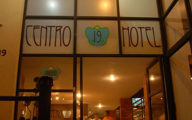 Centro 19 Hotel