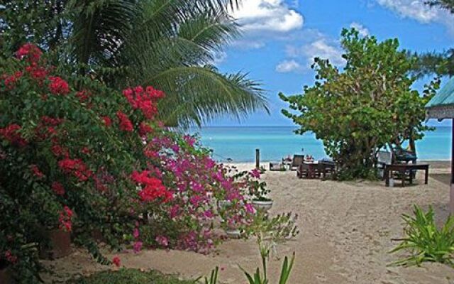 Secrets Cabins on Negril Beach