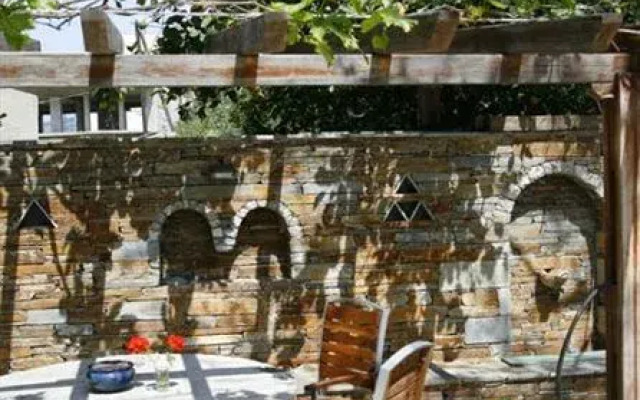 Gikas Apartments