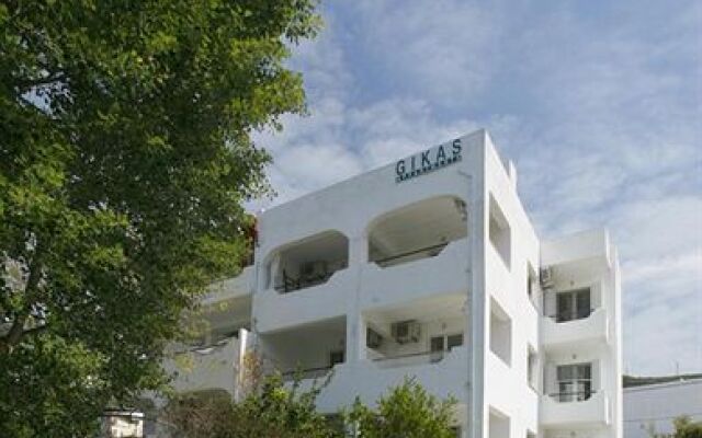 Gikas Apartments
